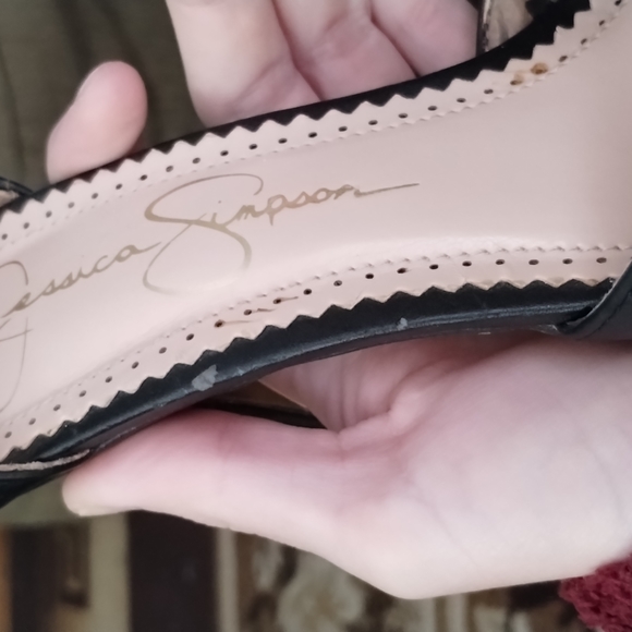 Heels - Picture 4 of 5